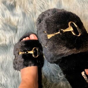 Faux Fur Slides